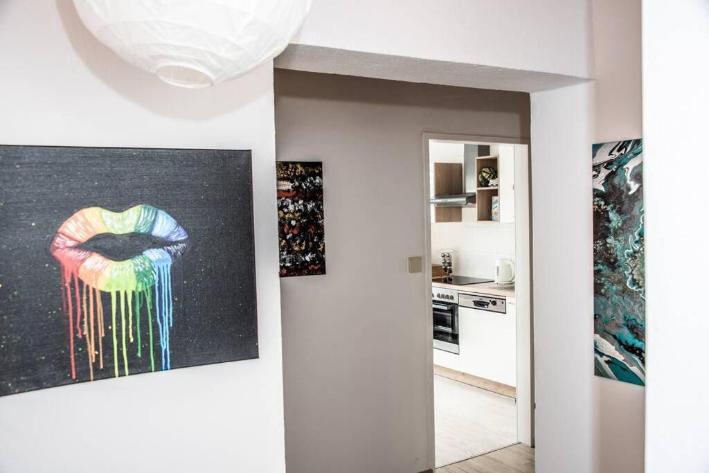 Pouringraz Fuer Kunst- Und Tennisliebhaber *